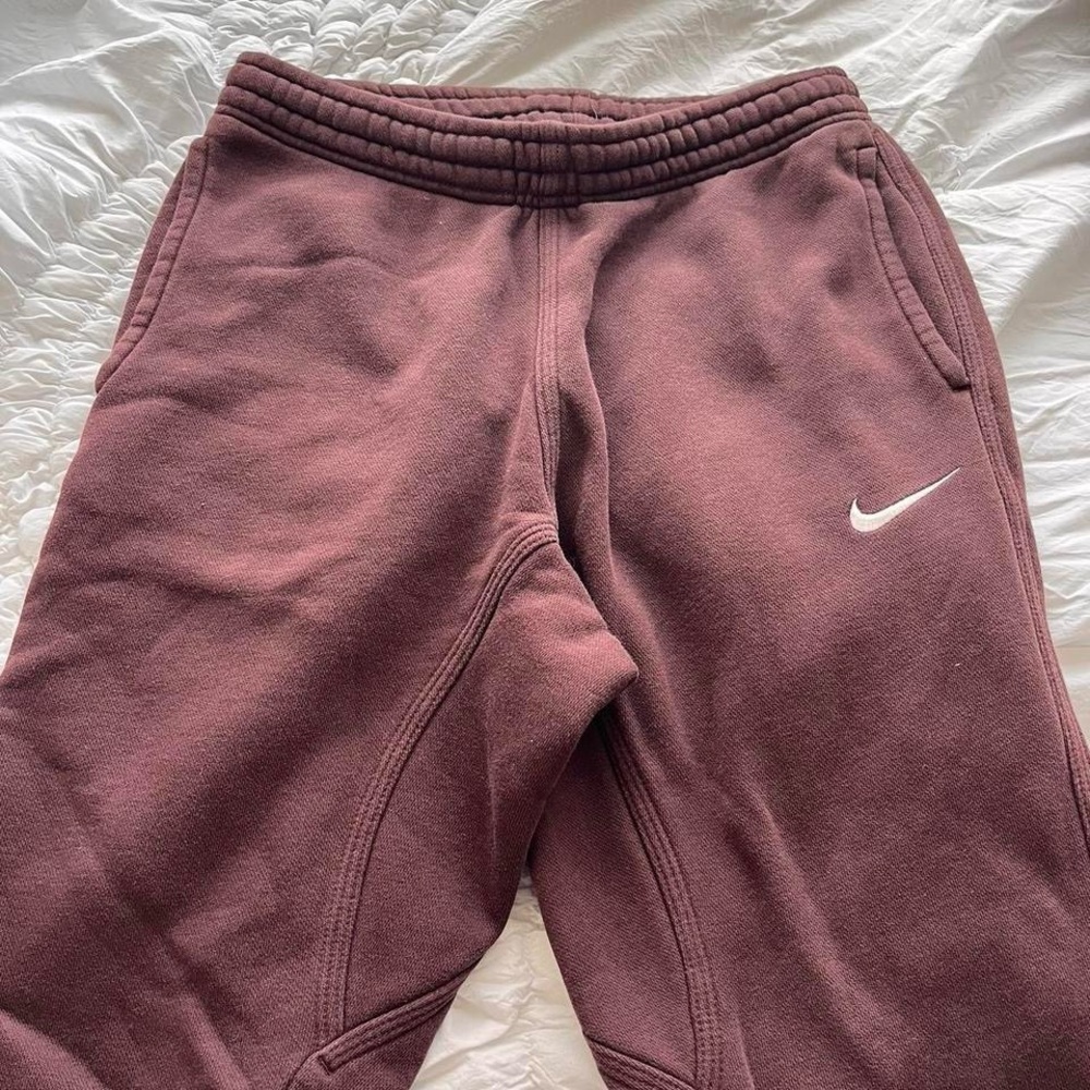 Nike brown jogger sweatpants